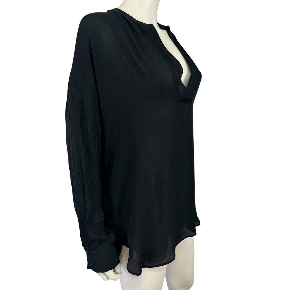Vince 100% Silk Black Tunic Blouse V-Neck Minimalist Chic Quite Luxury Capsule M - Picture 2 of 8